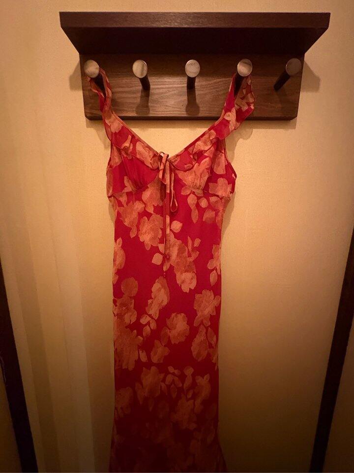 西町村屋也是拿货吗？