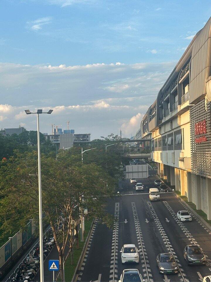 雨后 天高 云淡