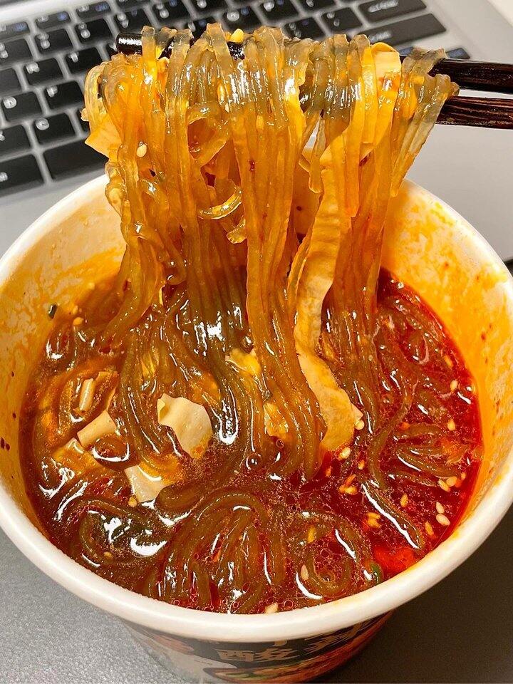 食族人酸辣粉！💰2