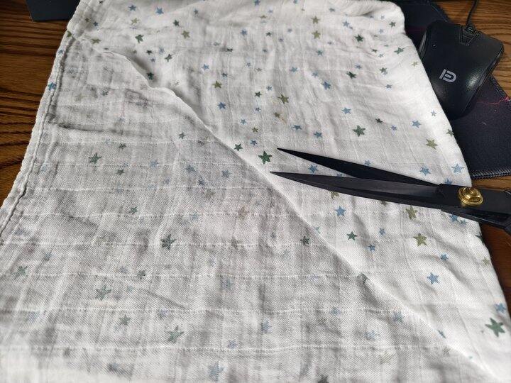 防止淹脖子的三角巾