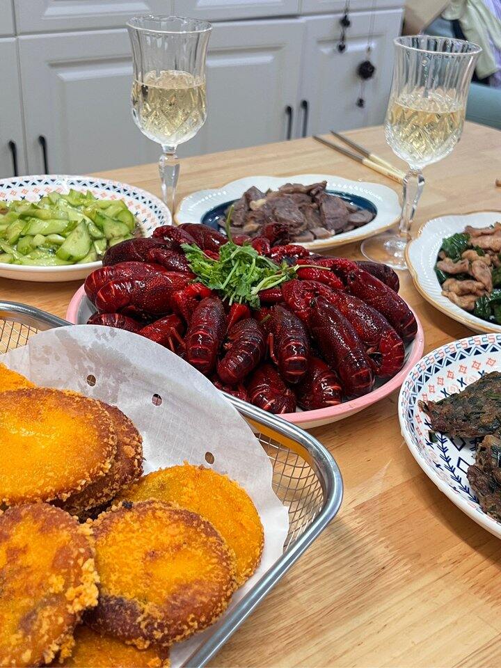冰镇龙虾🦞
