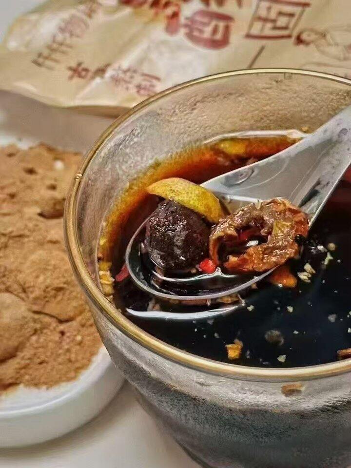 消食开胃、生津止渴，来喝酸梅汤~
