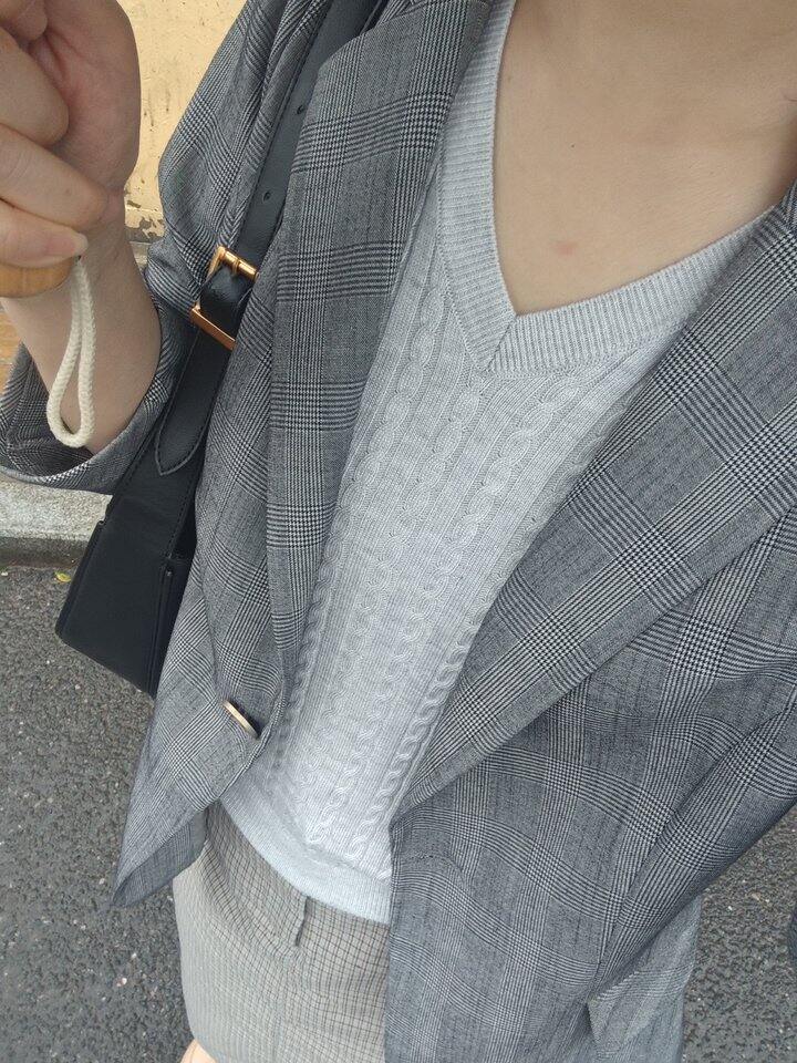 班味很浓的一身