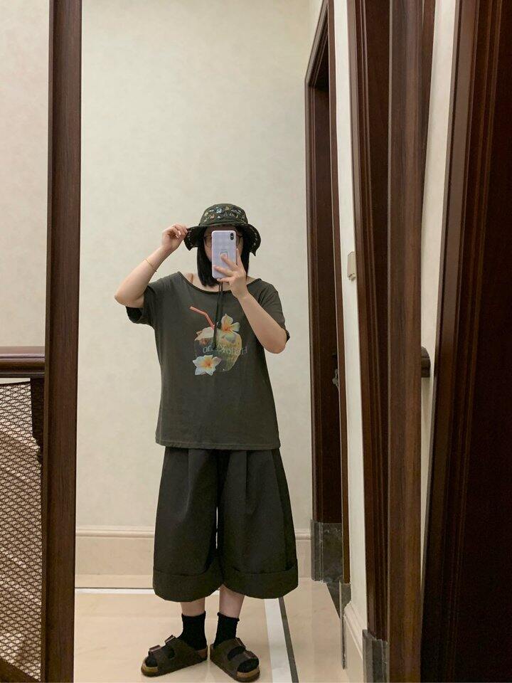 🌴