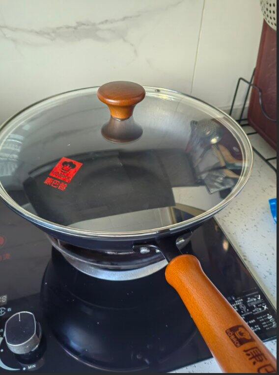 康巴赫铁锅