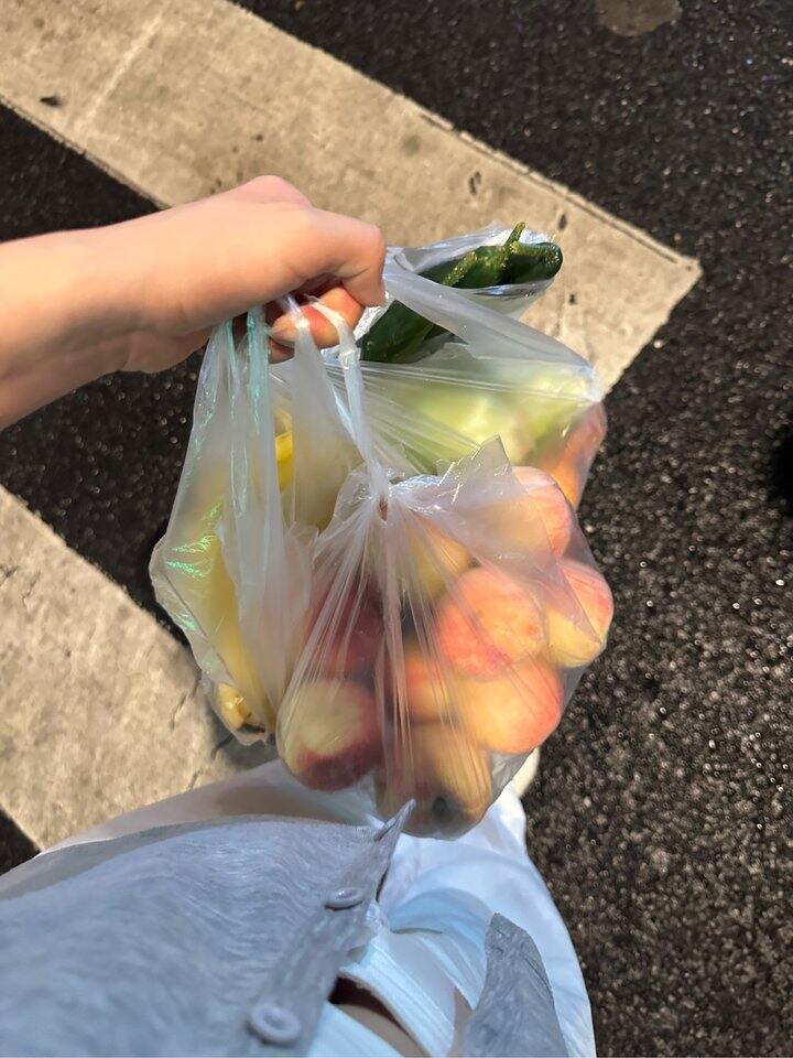 都在说当妈幸福，可是她也很辛苦