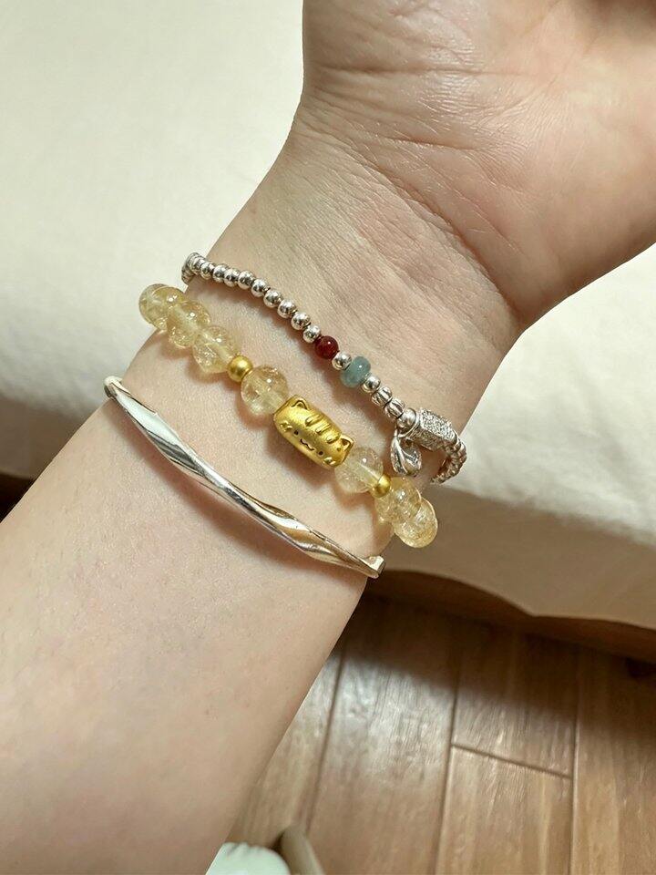 莫比乌斯环叠带水晶