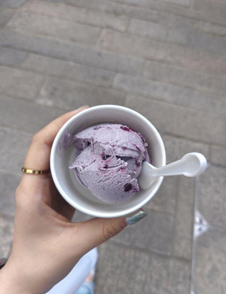 出门旅游最大一笔消费又是买衣服