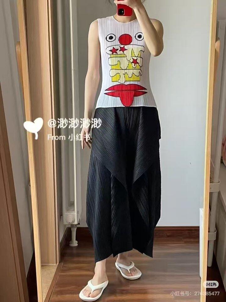 三宅一生，裤子一条