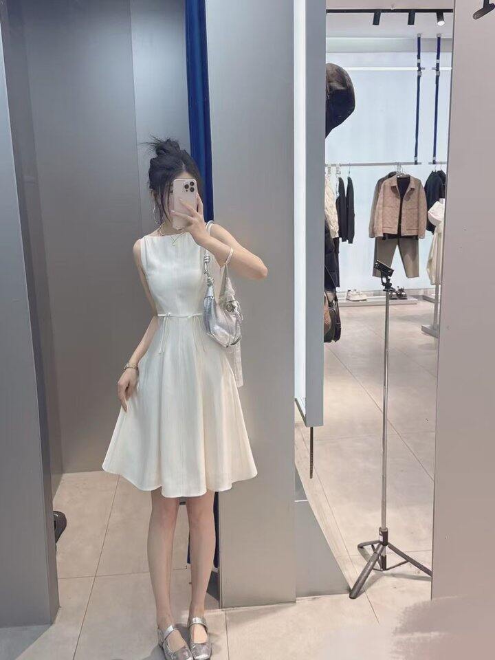 太平鸟新款裙子👗