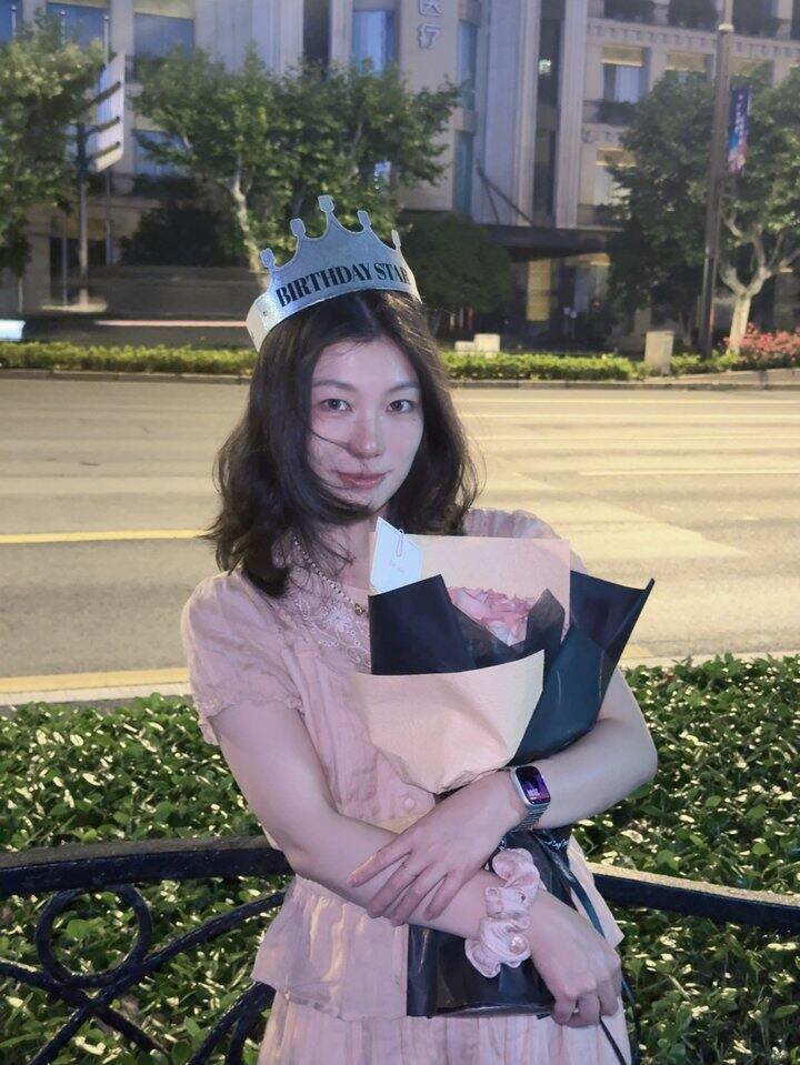 我妹简直是掌管氛围感的出片之神