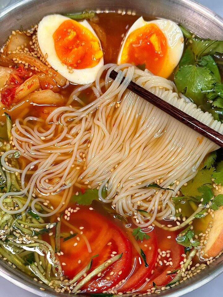 🥣东北大妈朝鲜冷面！💰3