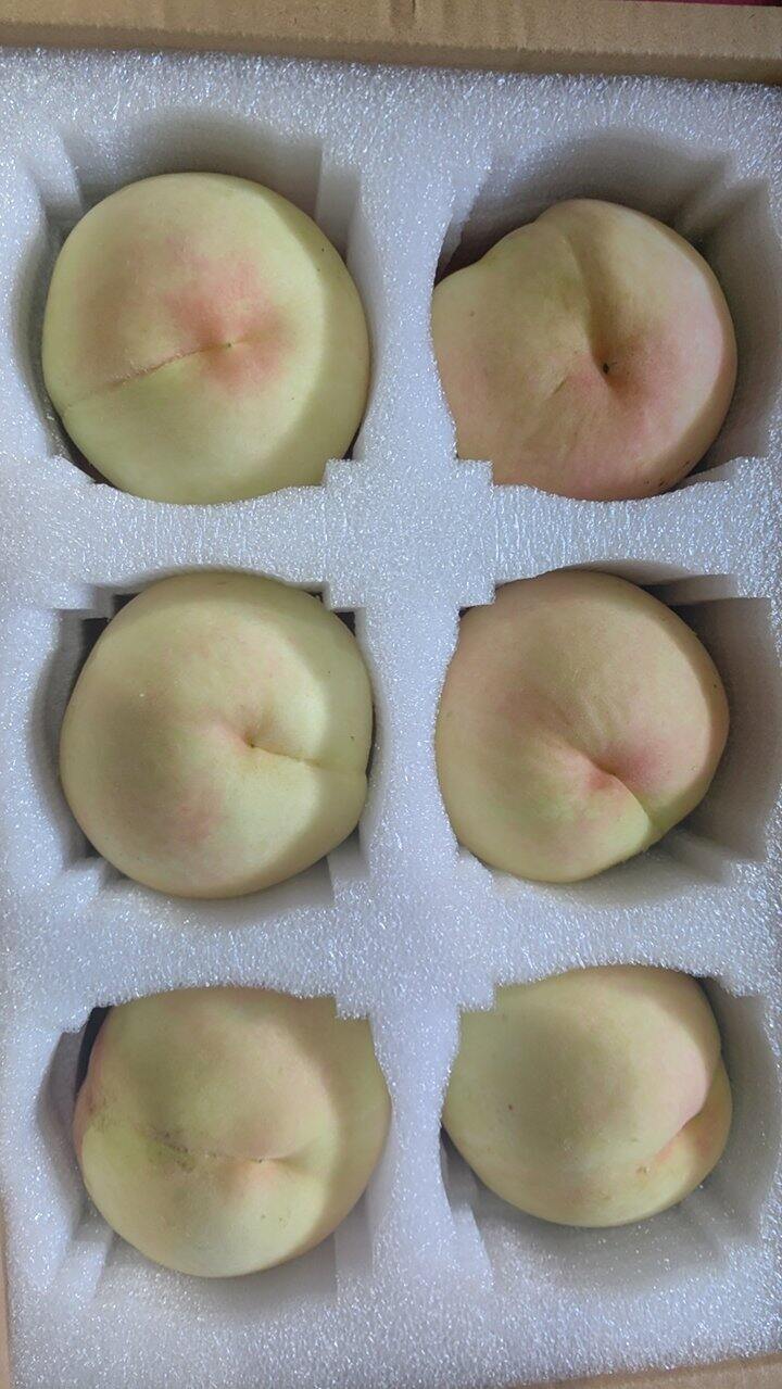 白凤桃大量上市包甜
