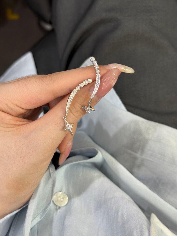 我不说你能看出这是7块钱买的两对吗？