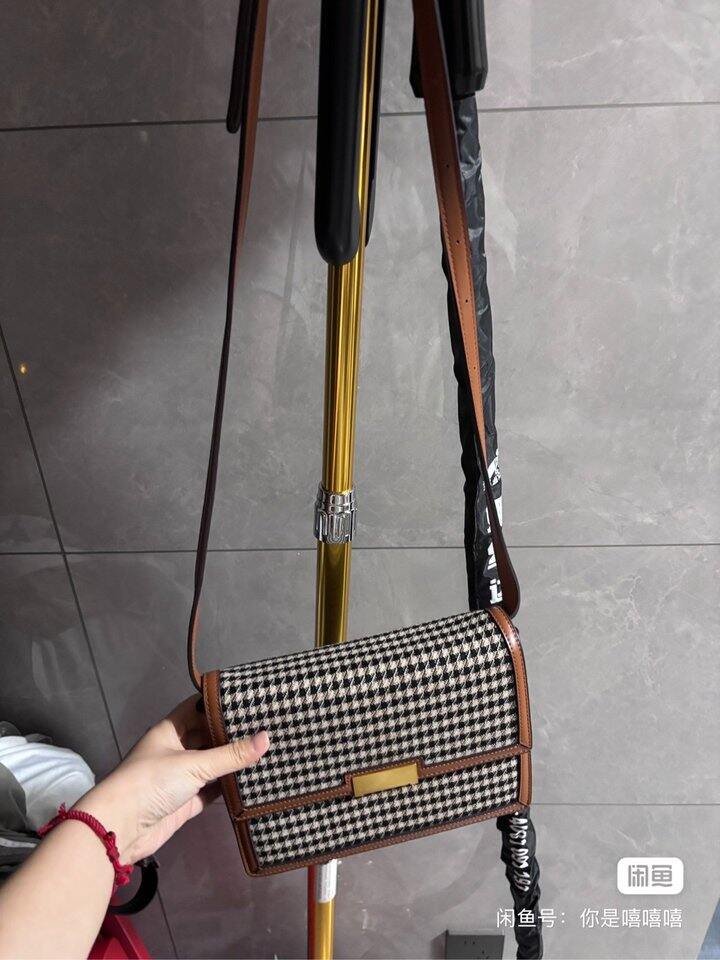 出ur包包