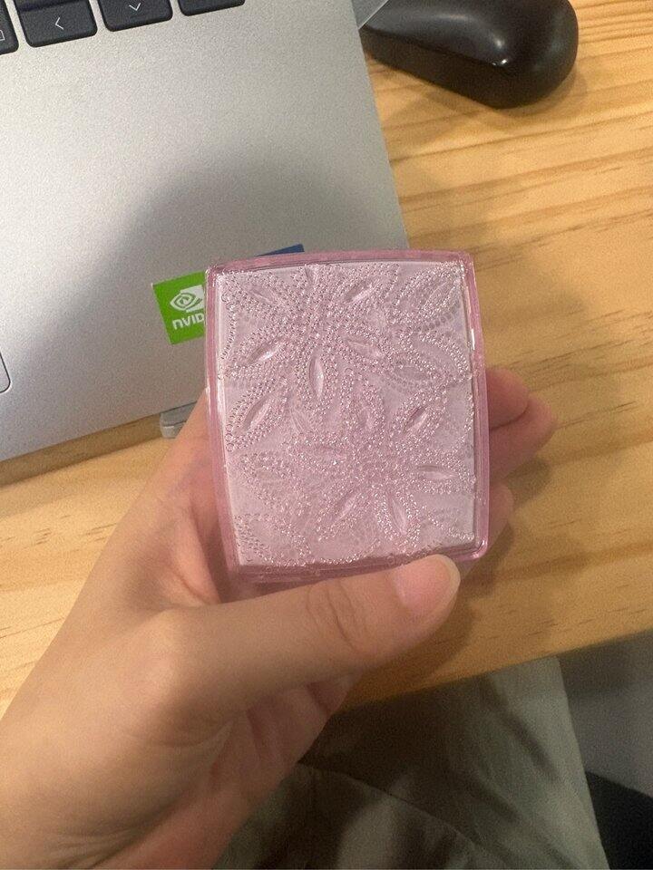 混油瑕疵皮还是老老实实用muf 粉饼吧