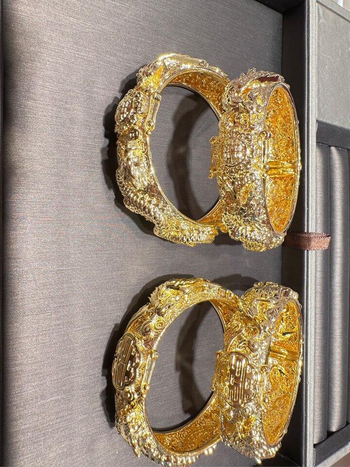金价跌了在水贝买五金就是香啊，省了一大笔