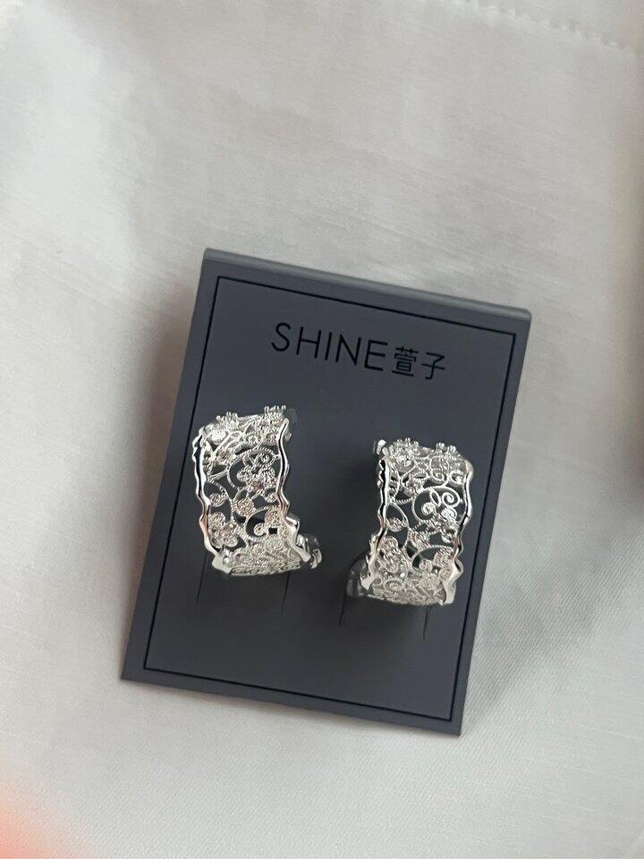 周末逛街收获的小饰品