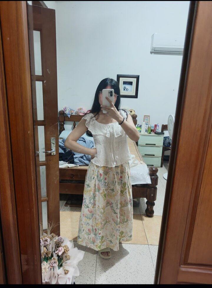 白色小衫