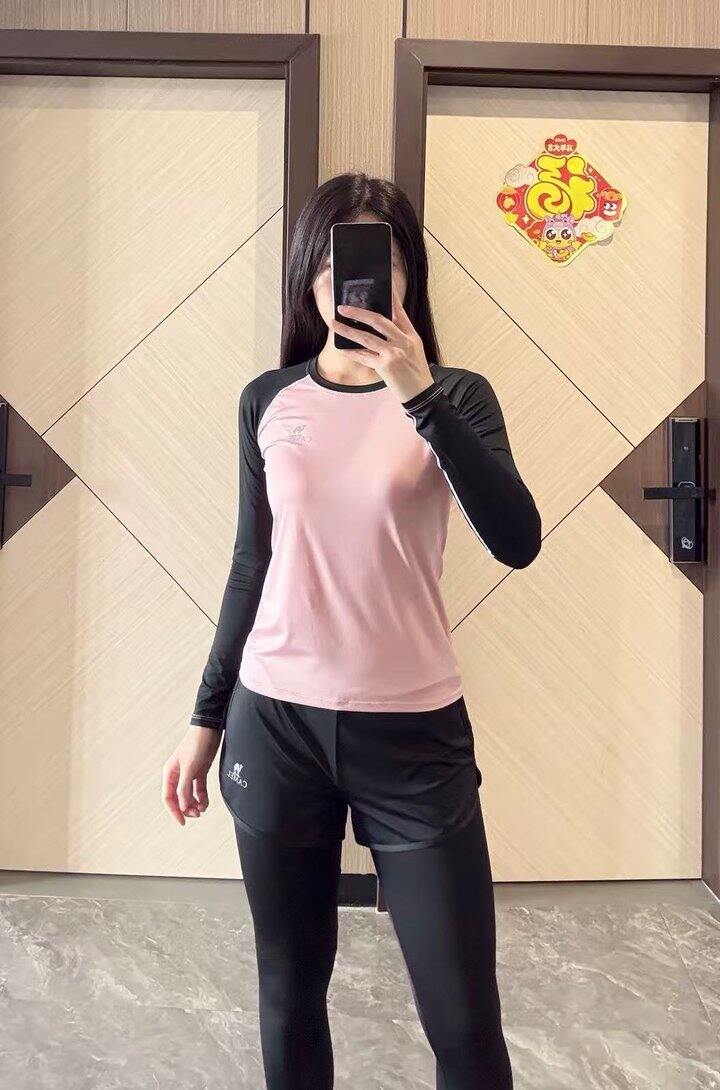 骆驼瑜伽服