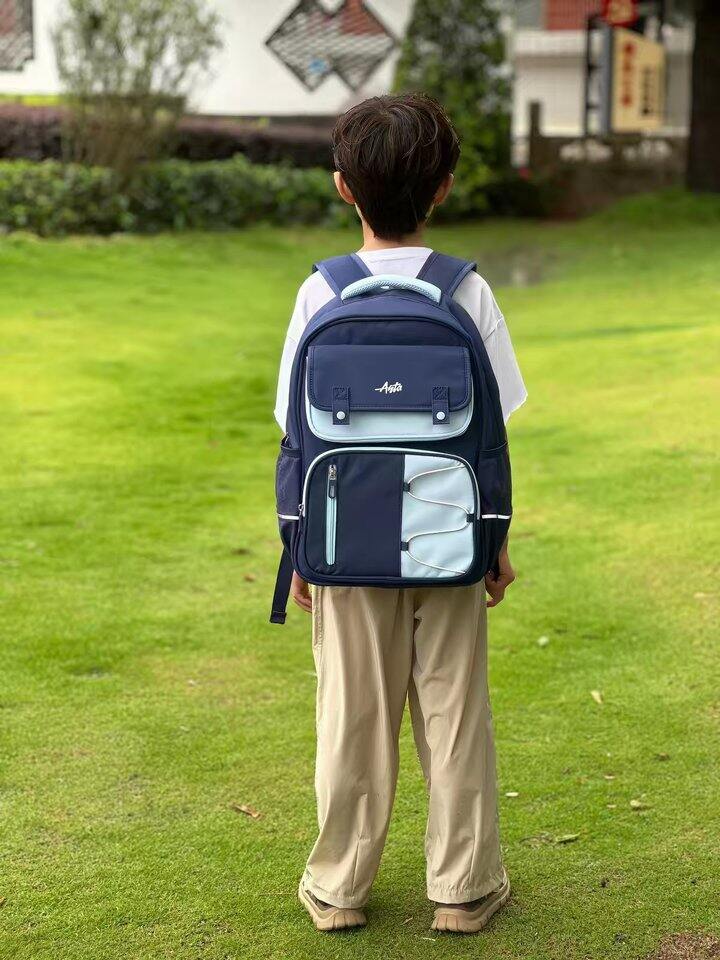 安踏护脊书包🎒