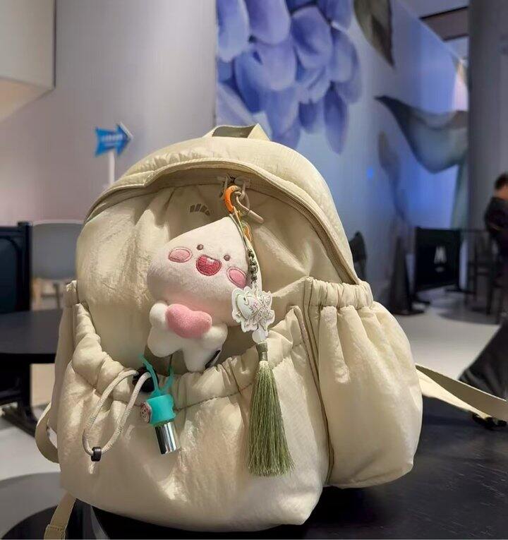 蕉下斜挎小包包/扩容泡芙包好价！