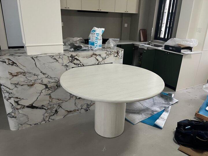 反馈一下家里的餐桌和一个餐椅
