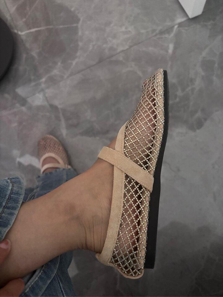 真的很想吐槽现在的鞋子