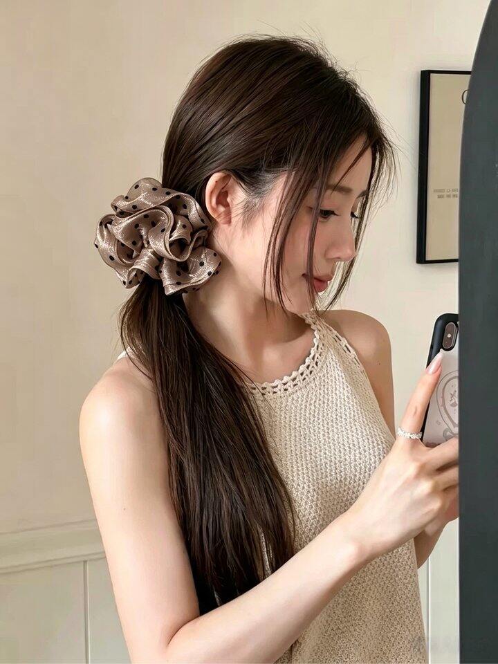 Hi Jennie植绒系列花苞发圈！💰19.9
