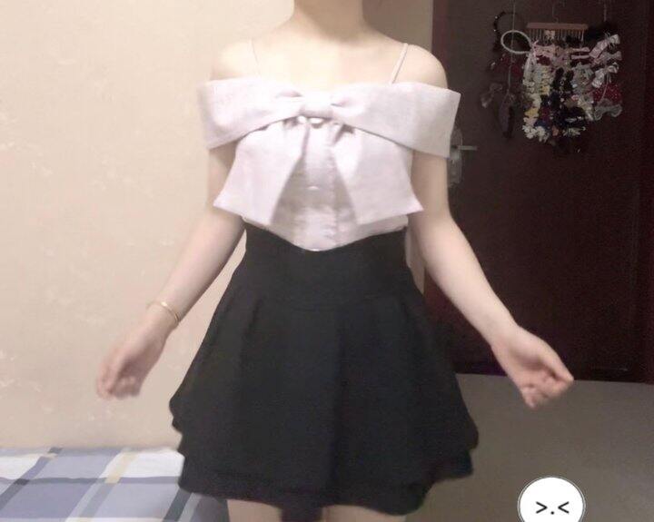 蝴蝶结上衣