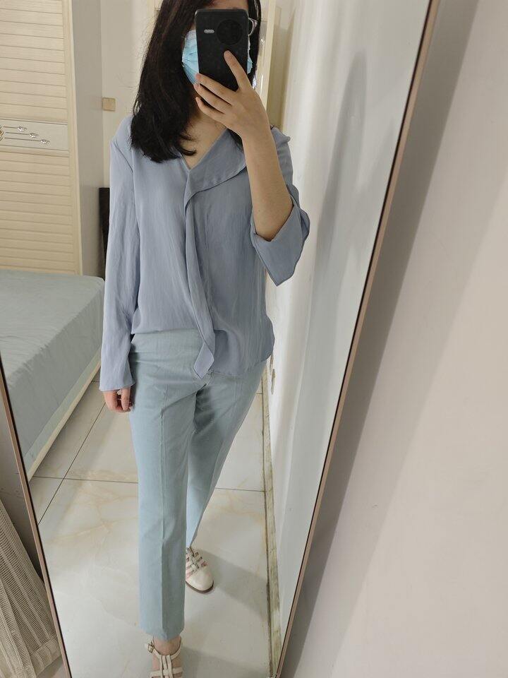 真丝衬衣➕窄腿裤