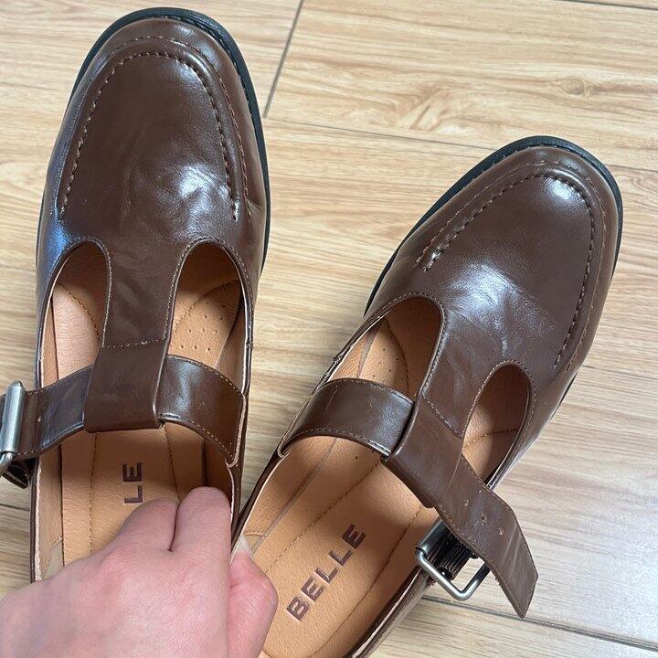 百丽鞋子