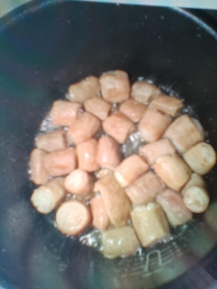 用电饭煲，烤上小肠了