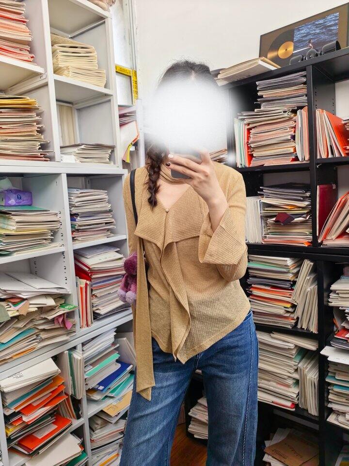 今晚八点🕗 飘带打底衫