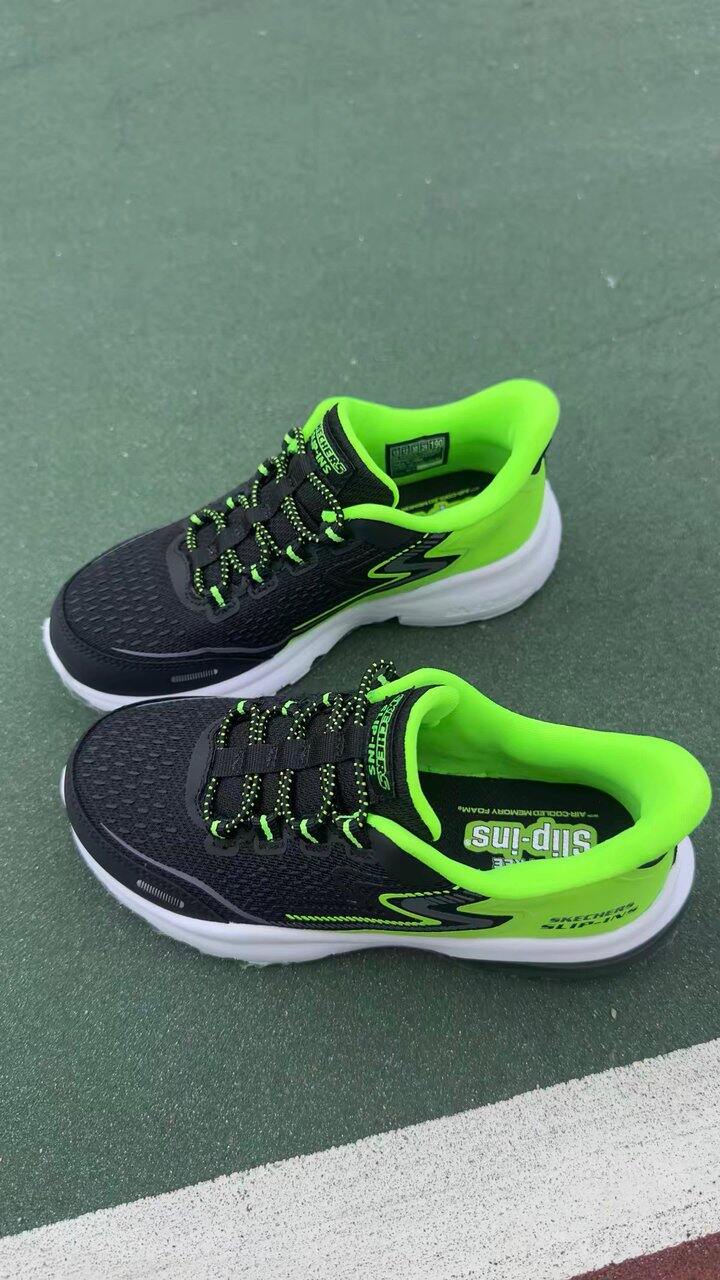 Skechers光轮闪穿鞋💰119