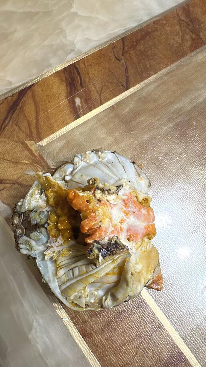 初上市的大闸蟹