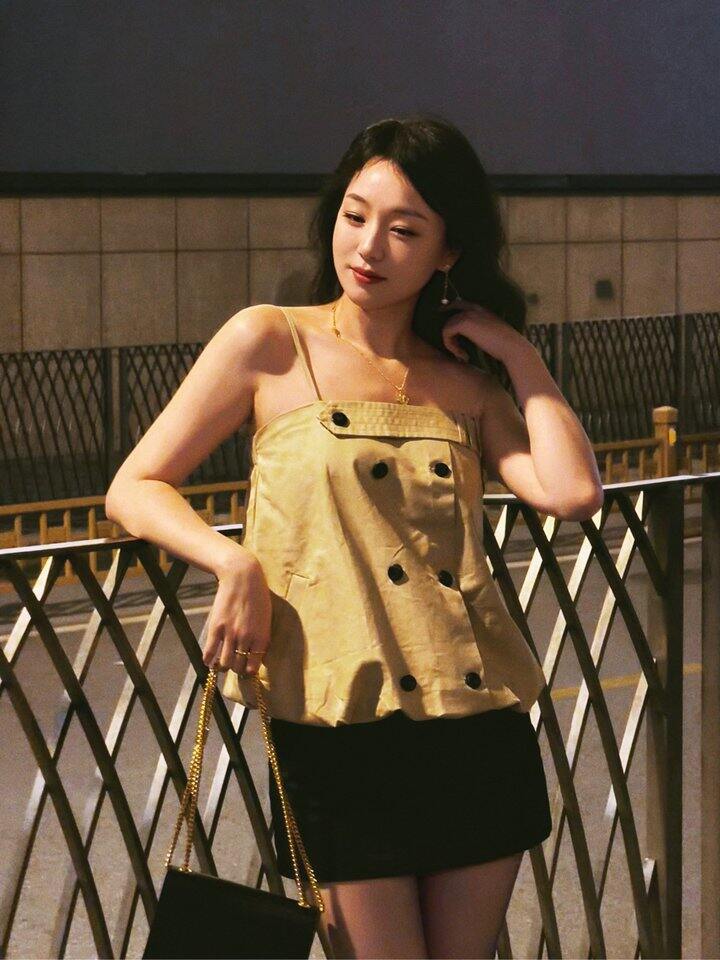 穿搭--霓虹