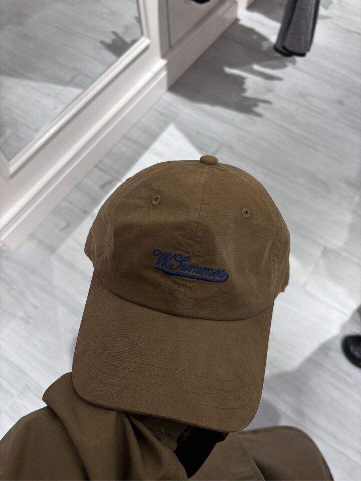 又买帽子了
