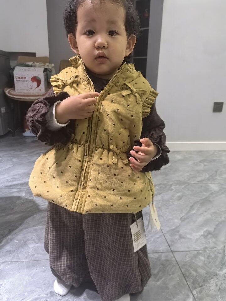 路口姐妹安利的女童衣服，可爱，像个小南瓜