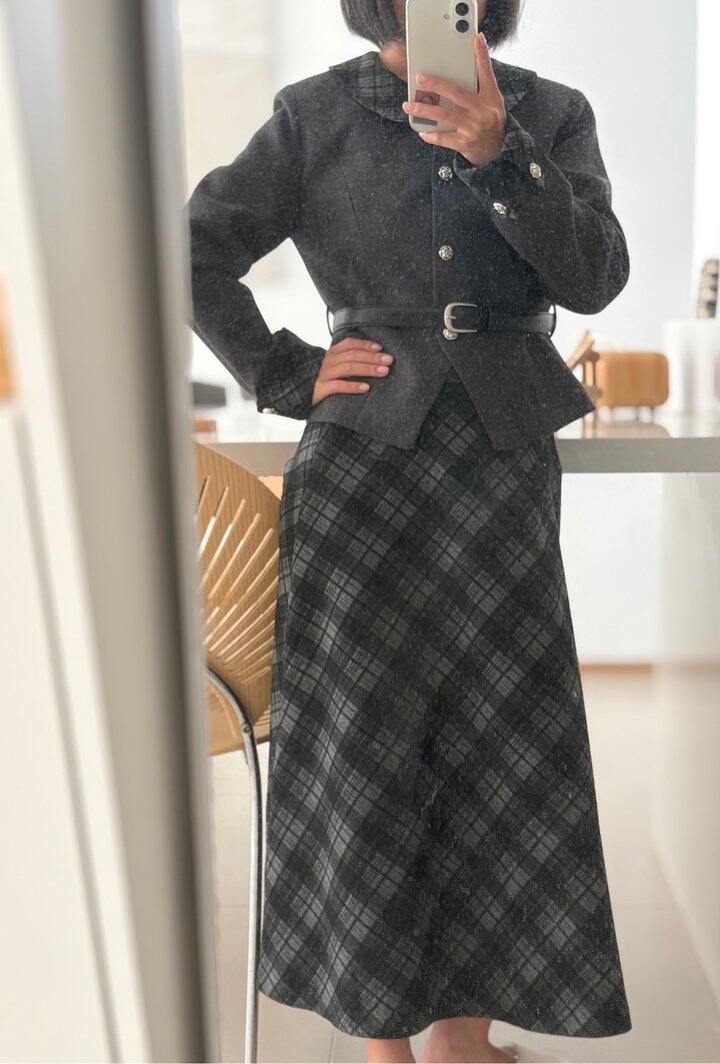 香影灰色通勤套装裙女2026冬装新款复古收腰上衣格纹半身裙两件套