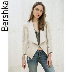 bershka 年中大促买什么