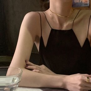 一些春天的衣服